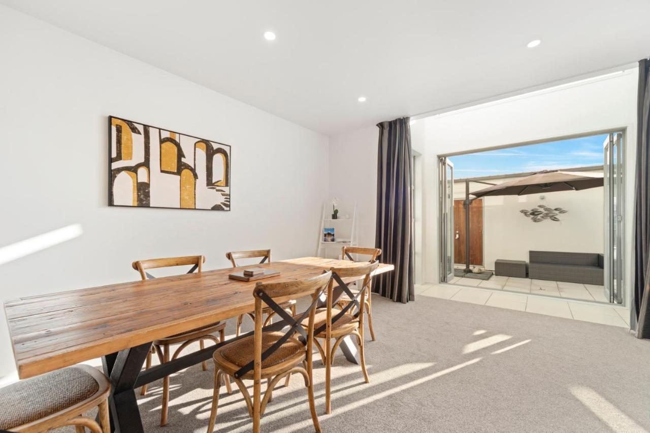 Lakeview Luxury - Taupo Holiday Apartment Esterno foto
