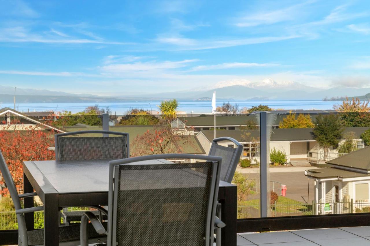 Lakeview Luxury - Taupo Holiday Apartment Esterno foto
