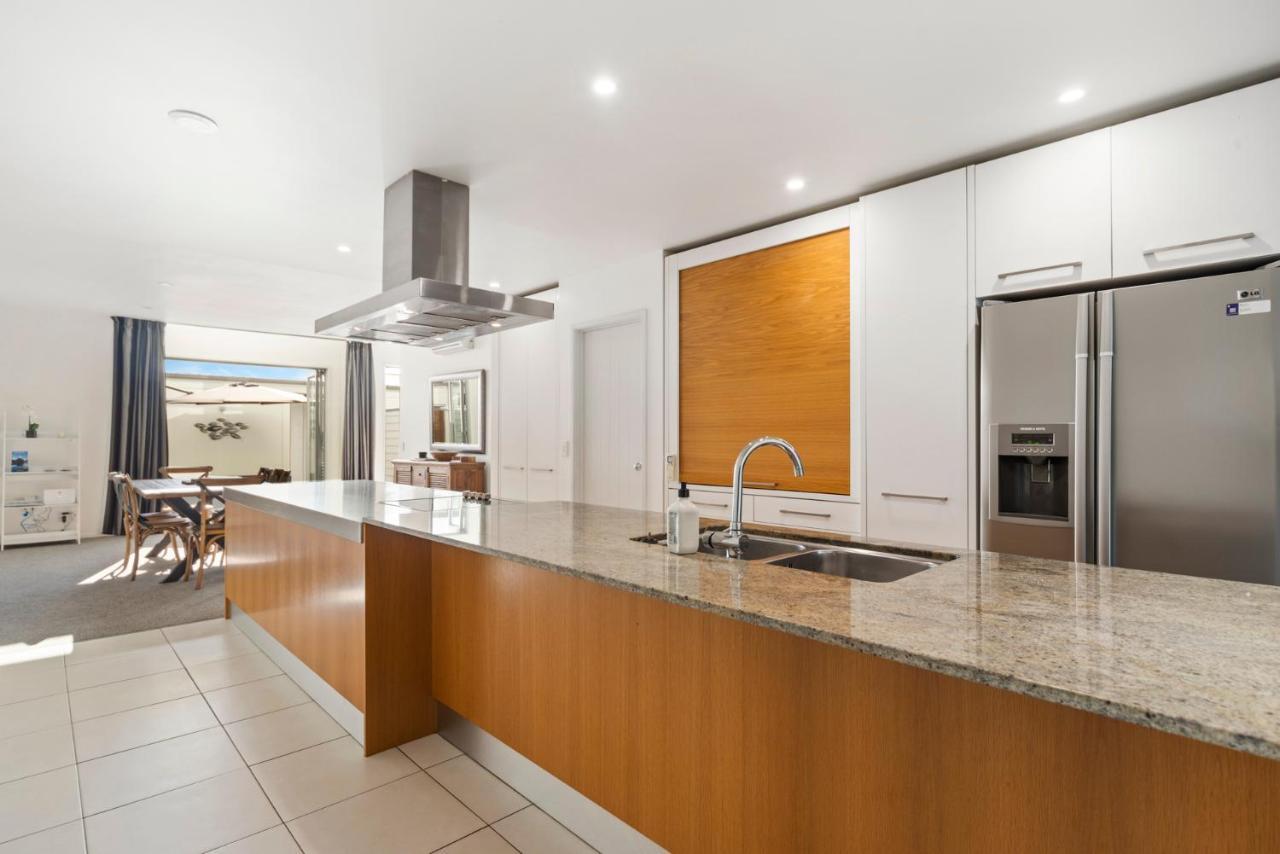 Lakeview Luxury - Taupo Holiday Apartment Esterno foto